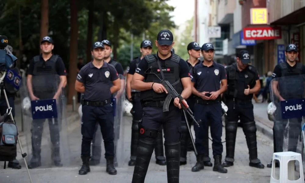 Τουρκία: 90 άτομα συνελήφθησαν ως ύποπτα για σχέσεις με το PKK (Βίντεο)